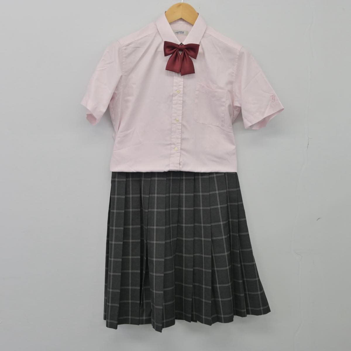 【中古】茨城県 大成女子高等学校 女子制服 3点（シャツ・スカート）sf026923