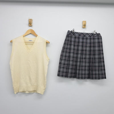 【中古】埼玉県 栗橋北彩高等学校 女子制服 2点（ニットベスト・スカート）sf026990