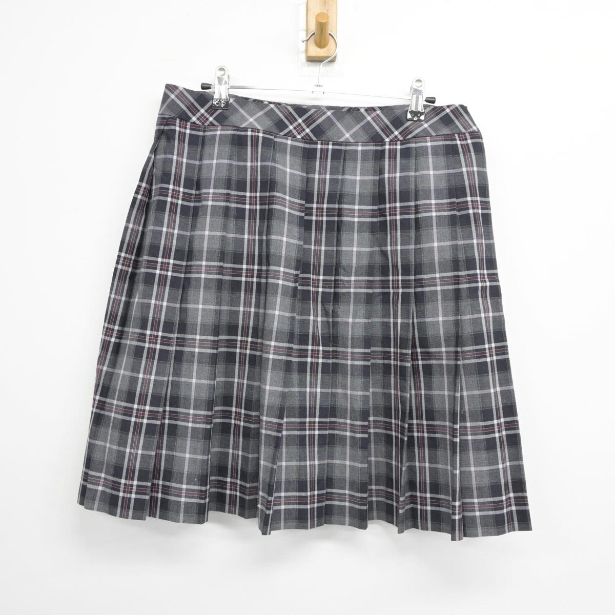 【中古】埼玉県 栗橋北彩高等学校 女子制服 2点（ニットベスト・スカート）sf026990