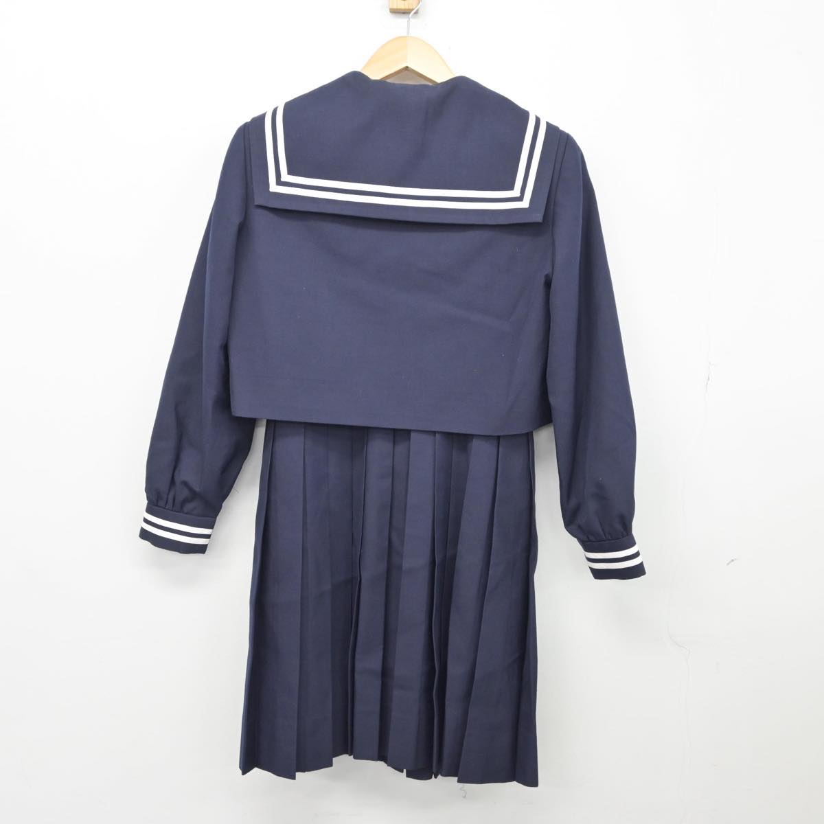 【中古】熊本県 人吉第二中学校 女子制服 3点（セーラー服・ジャンパースカート）sf027023