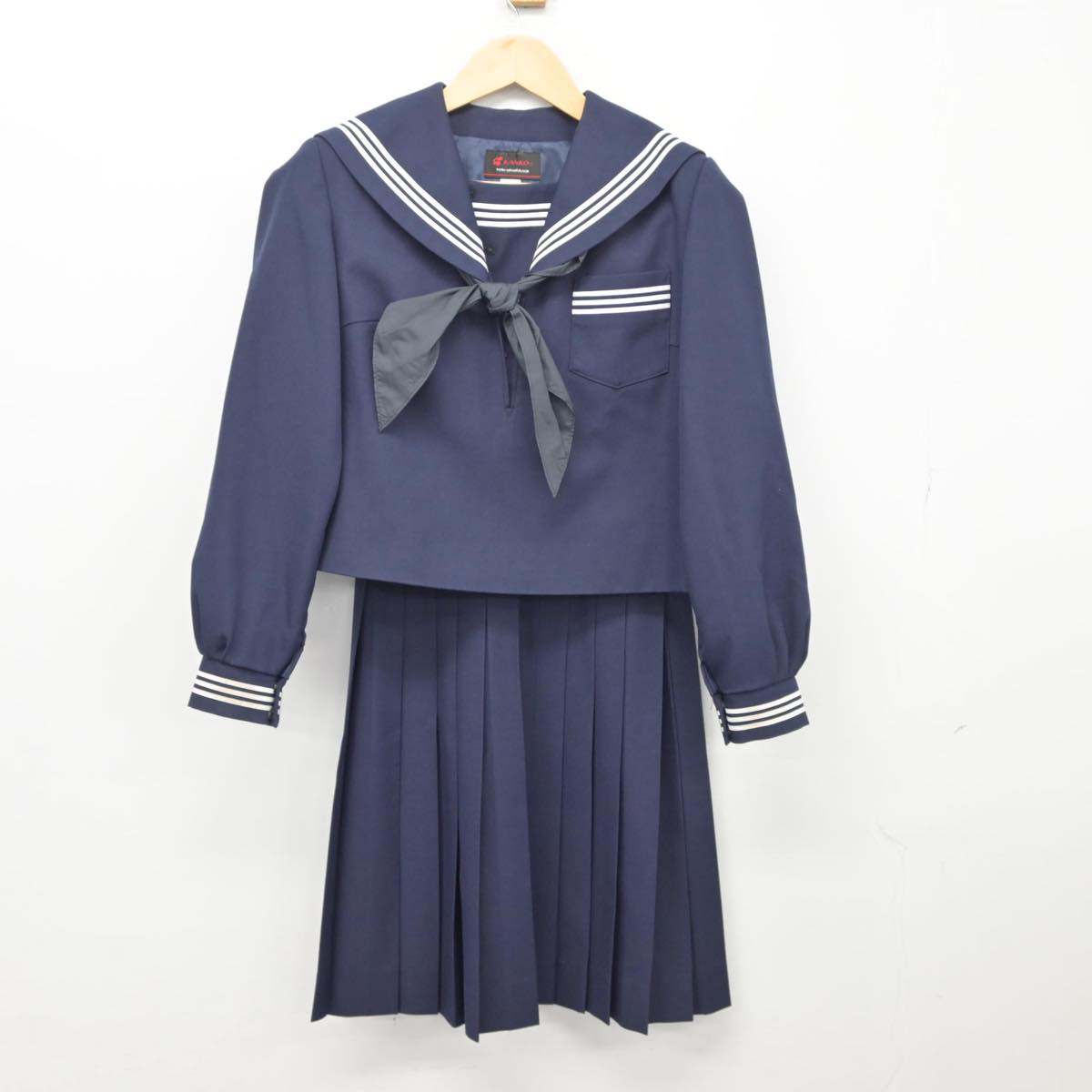 【中古】山形県 寒河江陵南中学校 女子制服 3点（セーラー服・スカート）sf027025