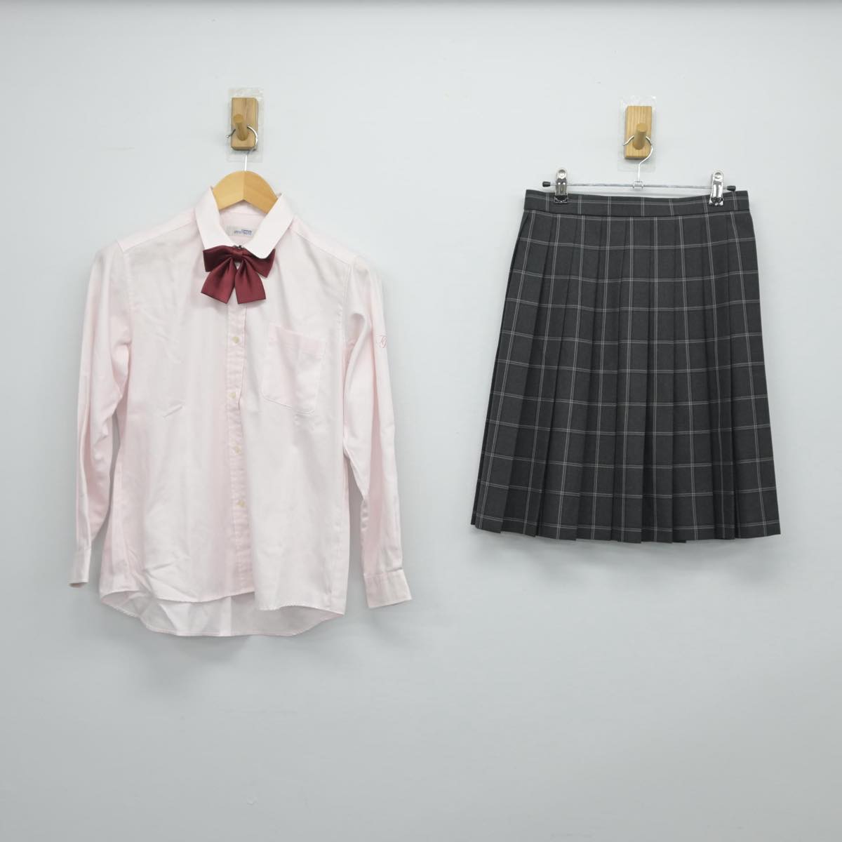 【中古】茨城県 大成女子高等学校 女子制服 6点（ブレザー・ニット・シャツ・スカート）sf027044