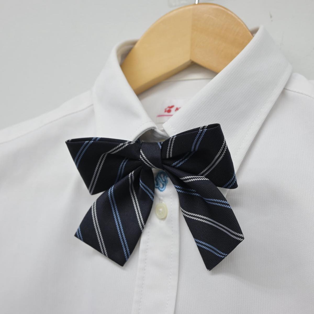 【中古】愛知県 西陵高等学校 女子制服 3点（シャツ・スカート）sf027054