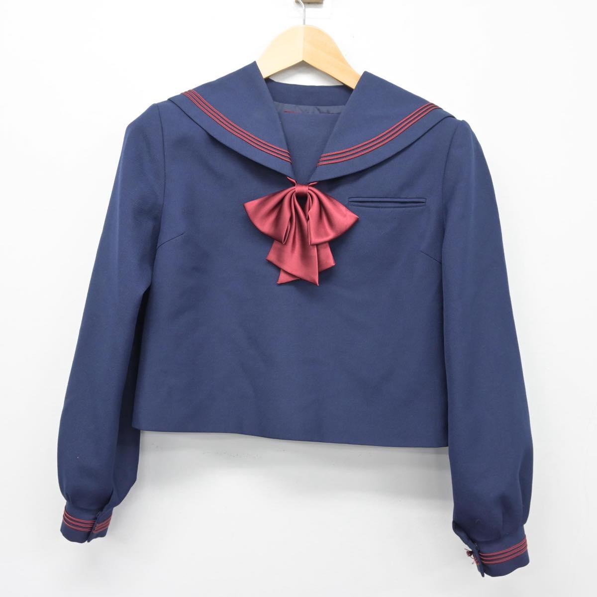 【中古】岩手県 岩手町立川口中学校 女子制服 3点（セーラー服・スカート）sf027058