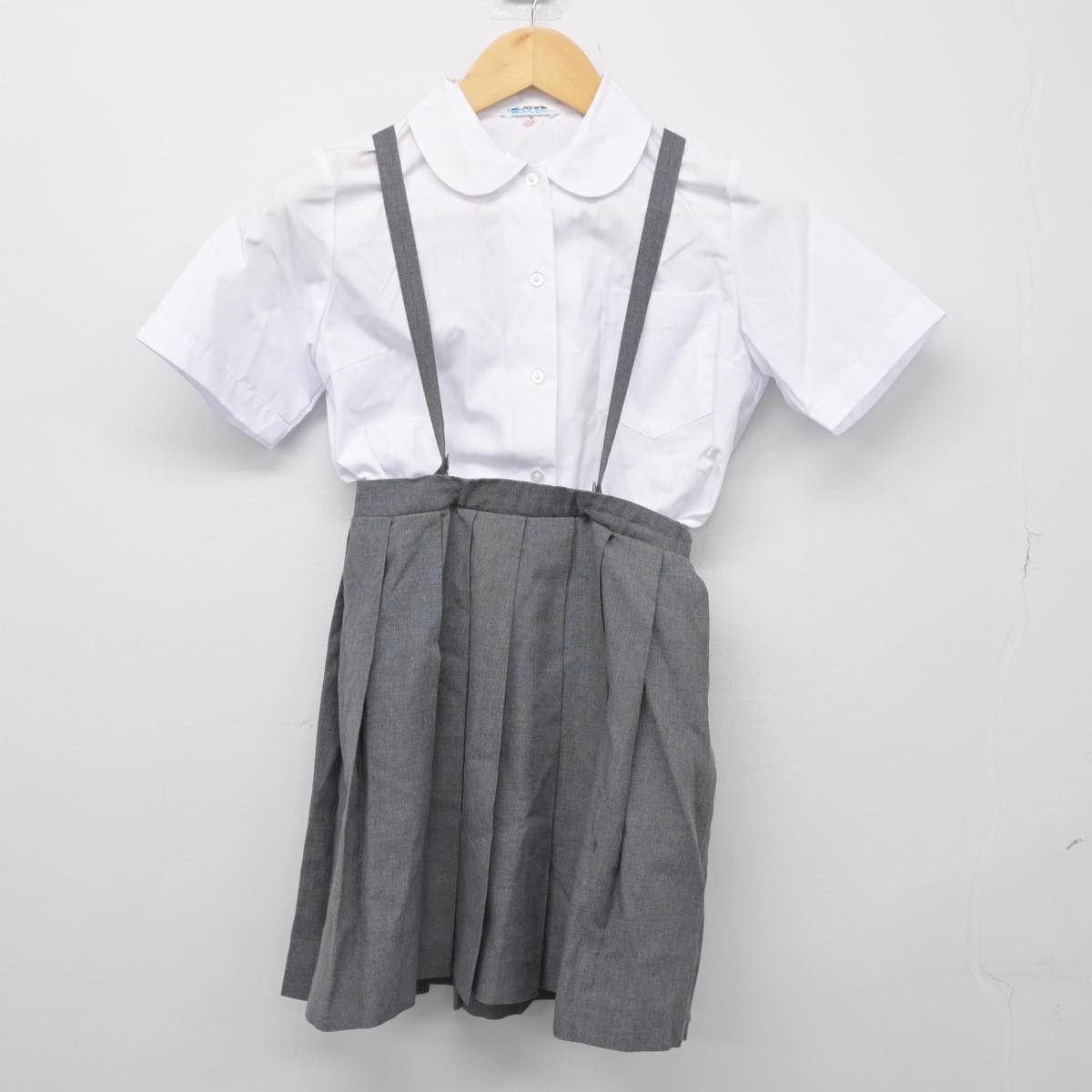 【中古】群馬県 群馬大学教育学部附属小学校 女子制服 2点（シャツ・スカート）sf027076