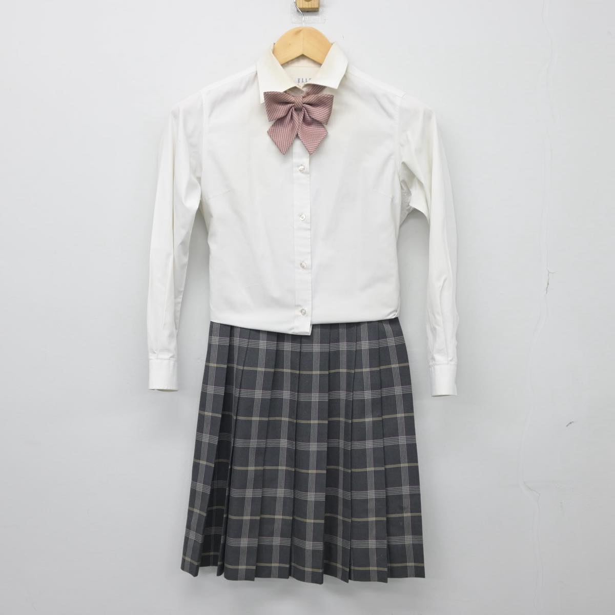 【中古】愛知県 至学館高等学校 女子制服 4点（ブレザー・シャツ・スカート）sf027079