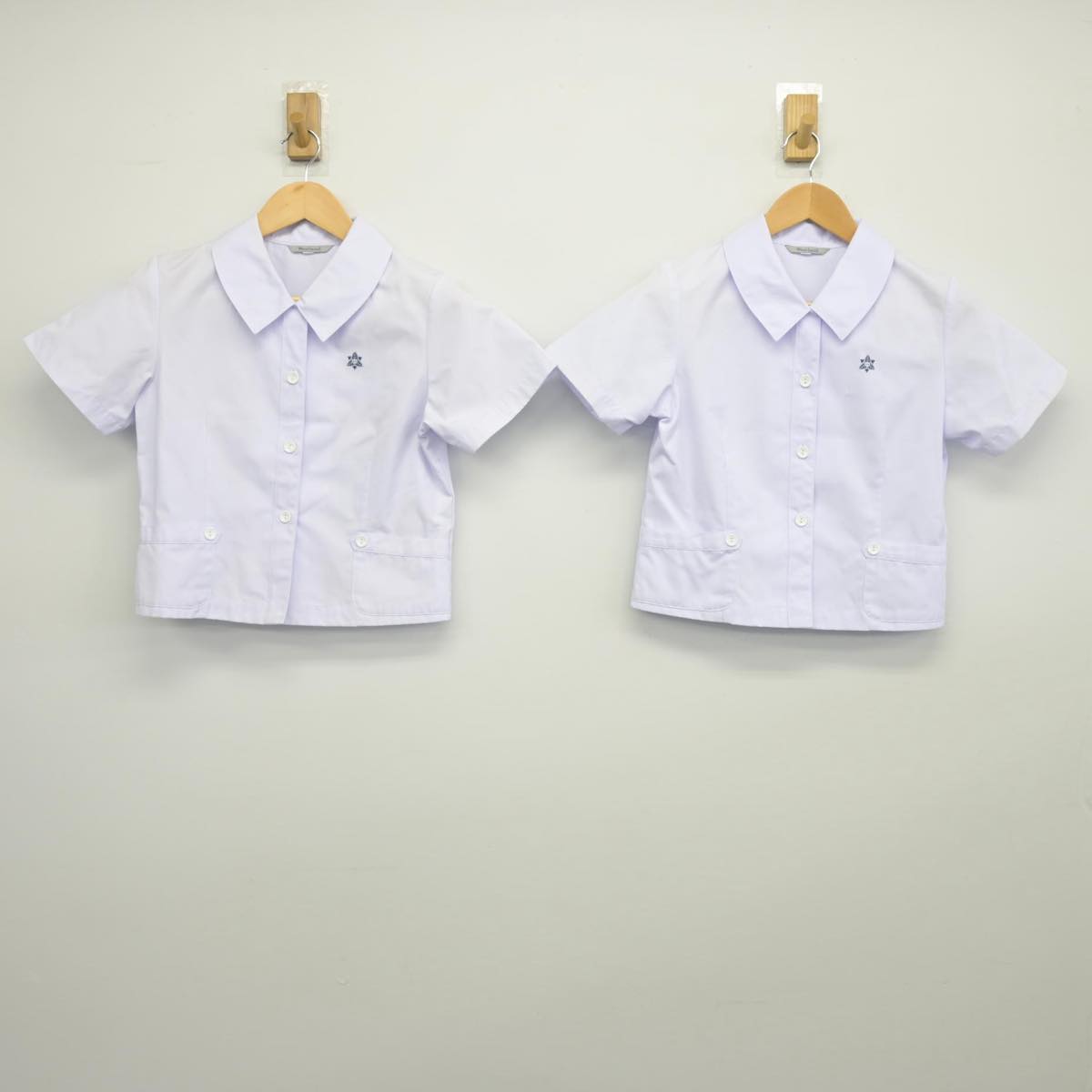 【中古】富山県 興南中学校 女子制服 2点（シャツ）sf027087