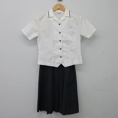 【中古】福岡県 筑紫丘高等学校 女子制服 2点（シャツ・スカート）sf027196