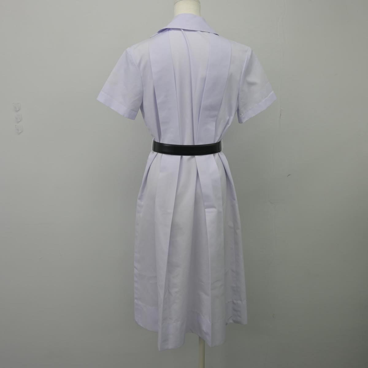 【中古】兵庫県 神戸松蔭高等学校 女子制服 2点（ワンピース）sf027214