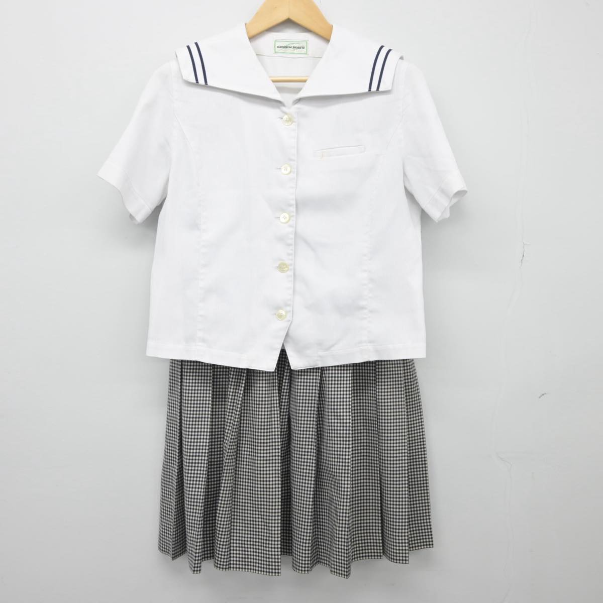 【中古】栃木県 茂木高等学校 女子制服 2点（セーラー服・スカート）sf027286