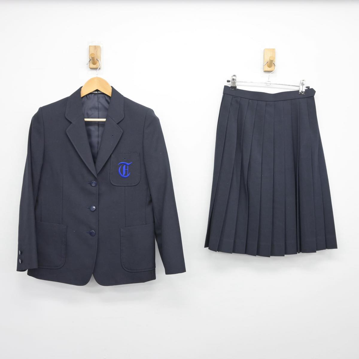 【中古】東京都 つくし野中学校 女子制服 2点（ブレザー・スカート）sf027326