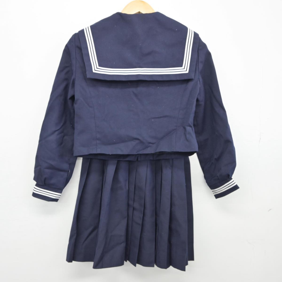 【中古】奈良県 三郷中学校 女子制服 3点（セーラー服・スカート）sf027368