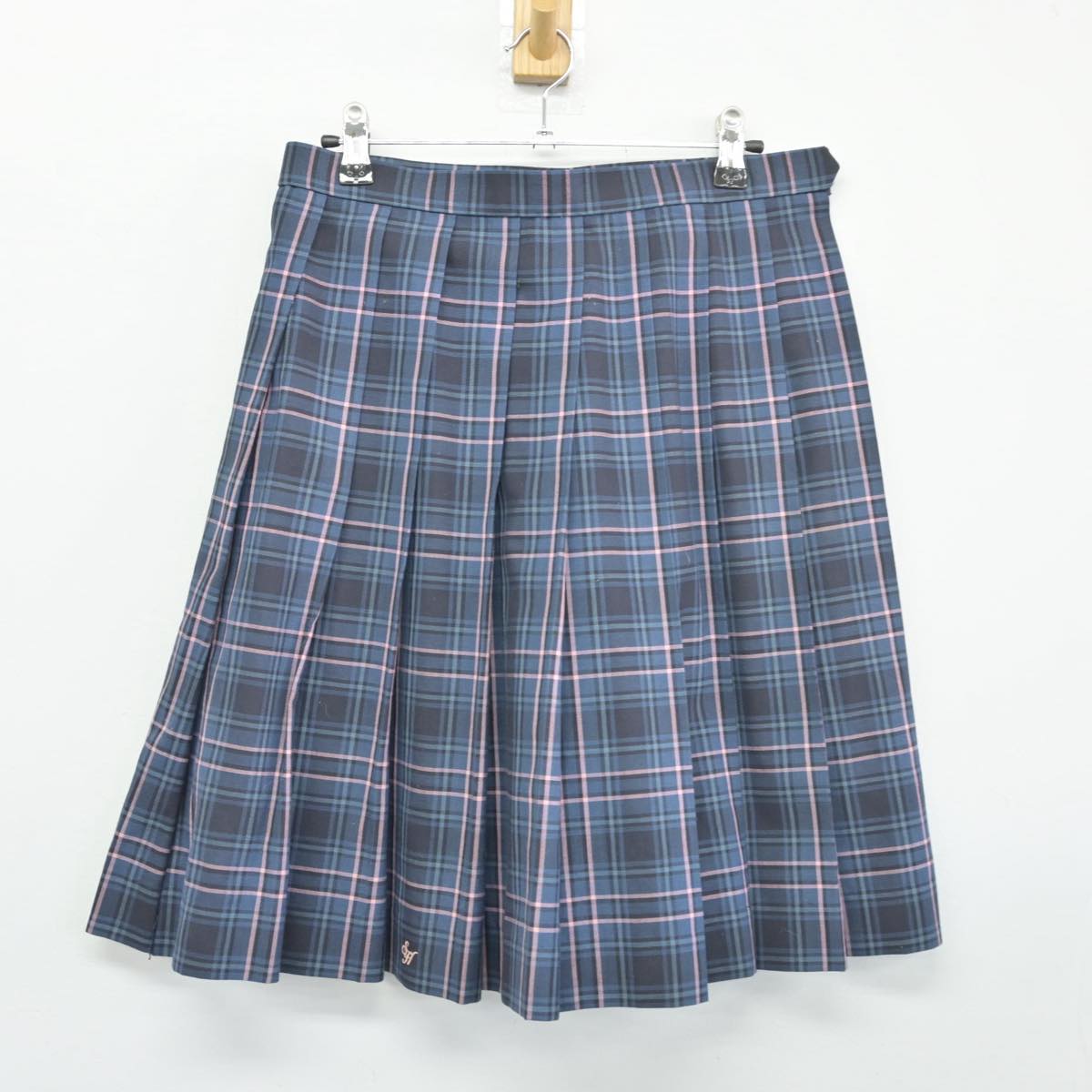 【中古】愛知県 桜丘高等学校 女子制服 3点（シャツ・スカート）sf027405