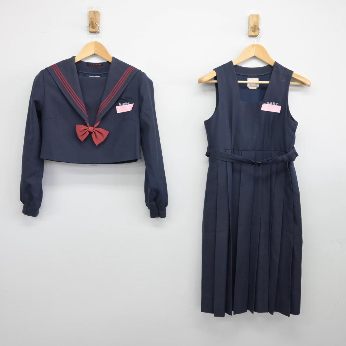 【中古】福岡県 春日野中学校 女子制服 3点（セーラー服・ジャンパースカート）sf027407