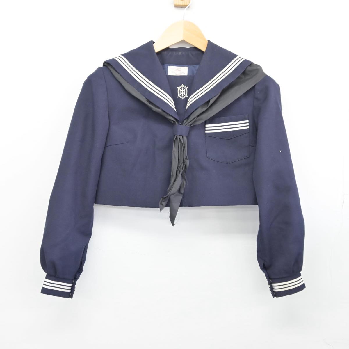 【中古】鹿児島県 出水中学校 女子制服 2点（セーラー服）sf027411