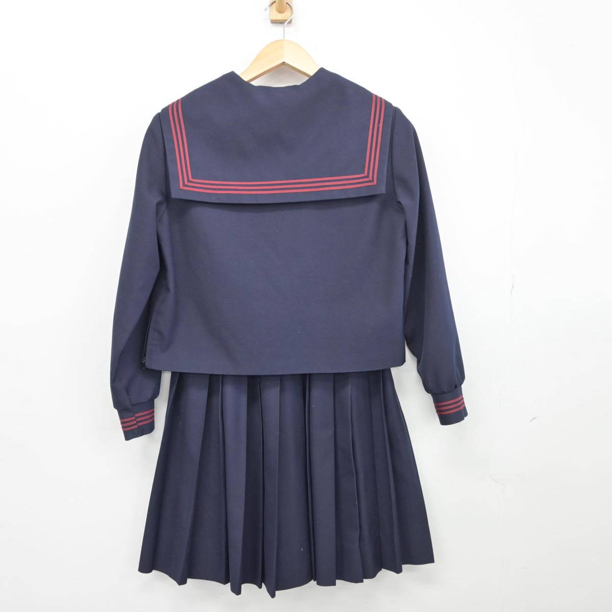 中古制服】大阪府 桃山学院高等学校 女子制服 3点（セーラー服・スカート）sf027481【リサイクル学生服】 | 中古制服通販パレイド