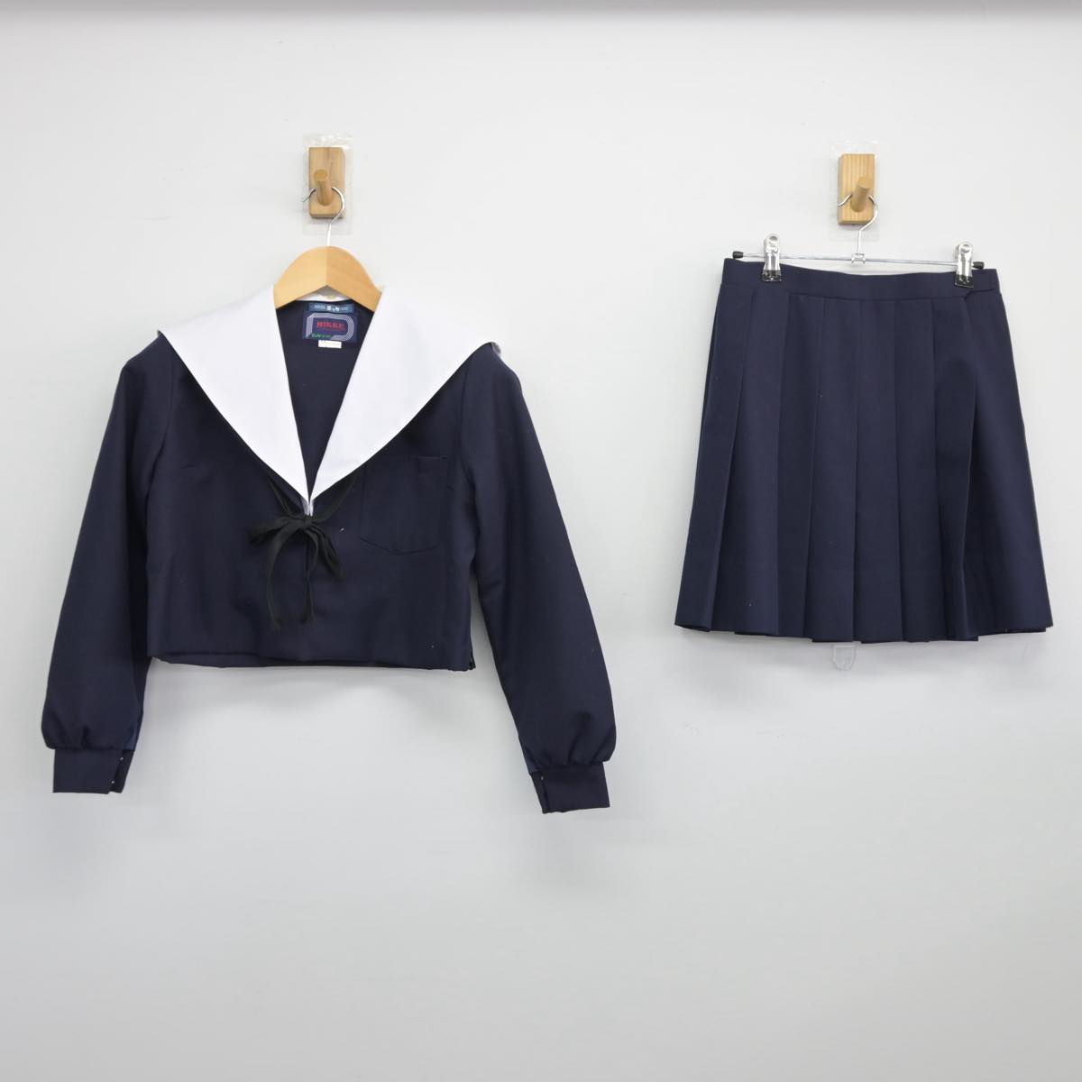 【中古】愛知県 瑞陵高等学校 女子制服 3点（セーラー服・スカート）sf027504