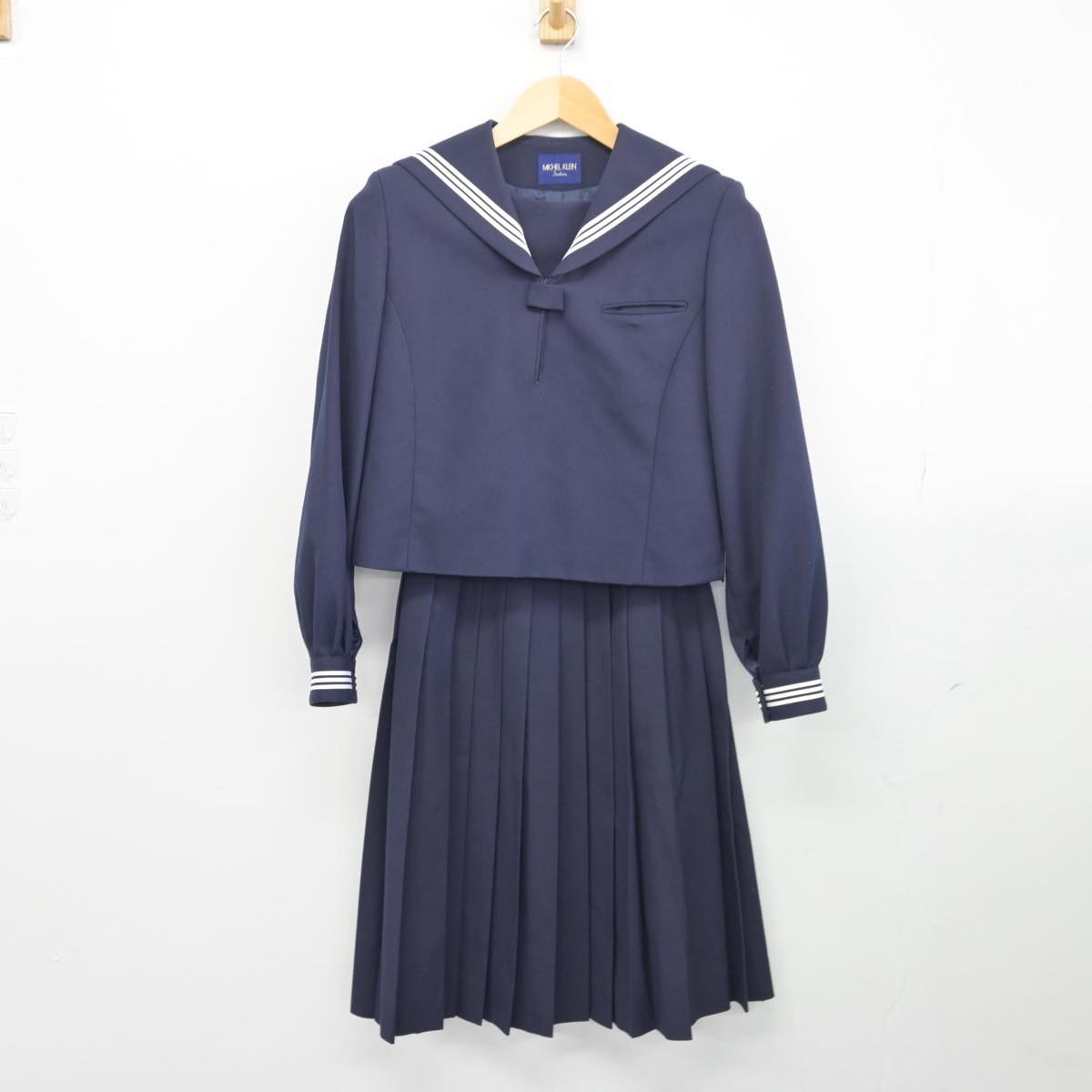 【中古】北海道 柏陽中学校 女子制服 2点（セーラー服・スカート）sf027507