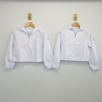 【中古】静岡県 静岡英和女学院 女子制服 2点（シャツ・シャツ）sf027512