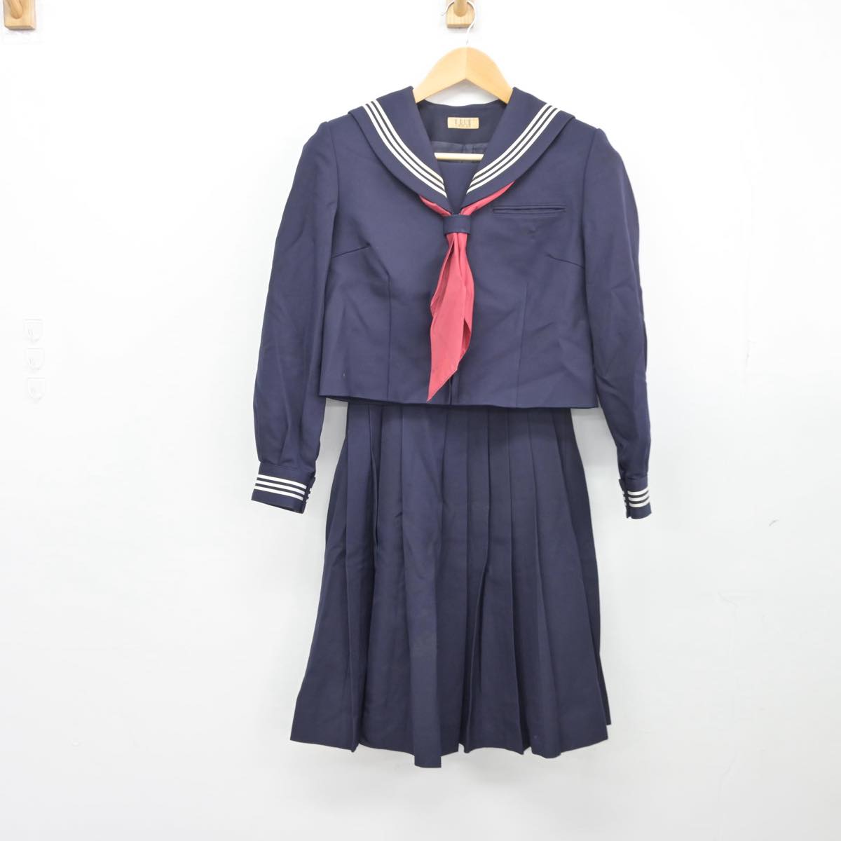 【中古】埼玉県 川越西高等学校 女子制服 3点（セーラー服・スカート）sf027529