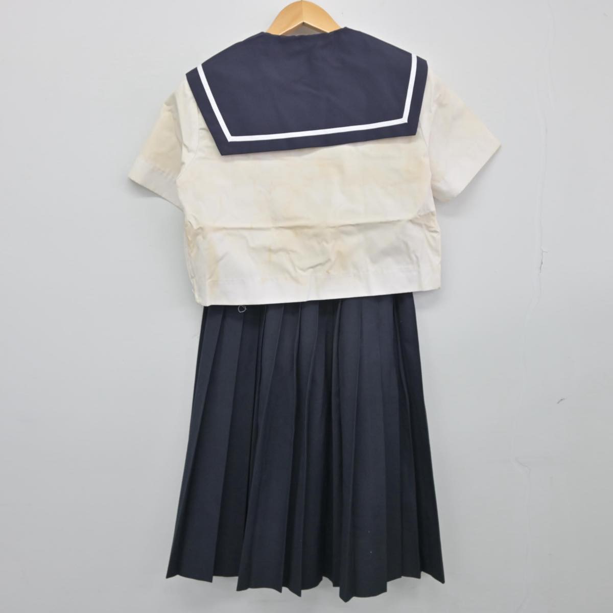 【中古】愛知県 大森中学校 女子制服 3点（セーラー服・スカート）sf027549