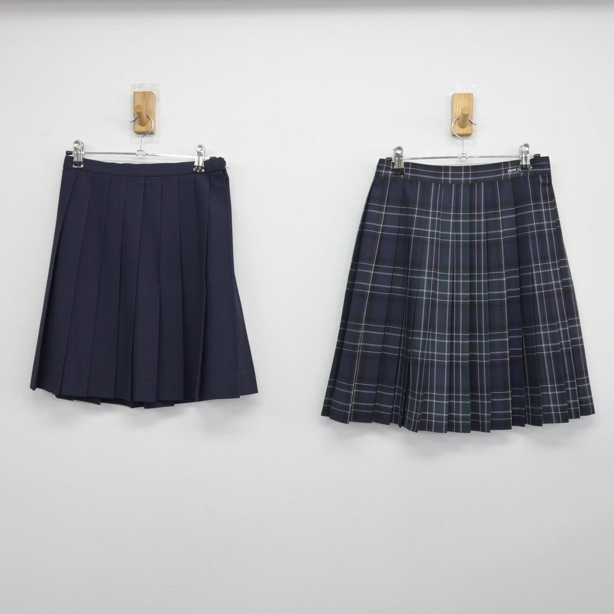 【中古】東京都 青山学院中等部・高等部 女子制服 3点（シャツ・スカート・スカート）sf027612