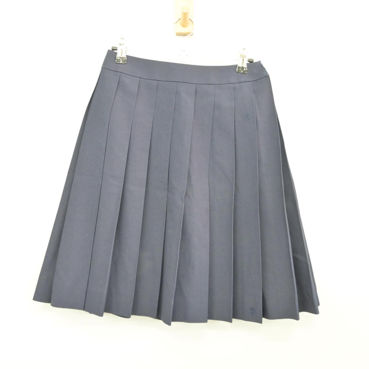 【中古】愛知県 桜台高等学校 女子制服 2点（セーラー服・スカート）sf027663