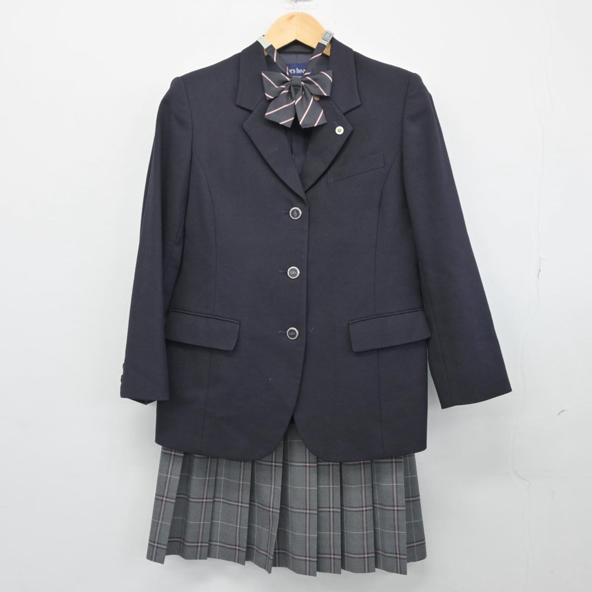 【中古】神奈川県 鶴見大学附属高等学校 女子制服 4点（ブレザー・スカート）sf027710