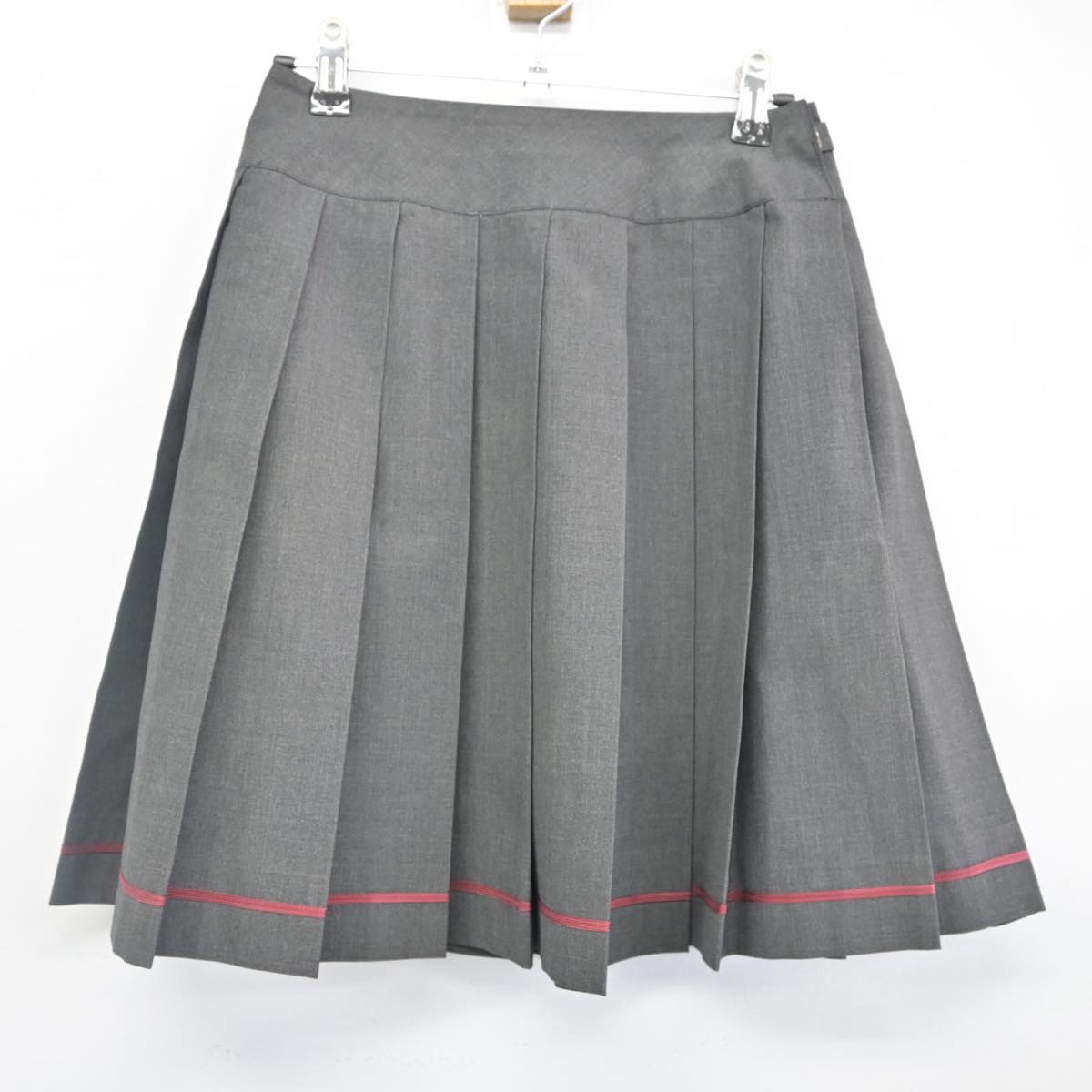 【中古】東京都 桜美林中学校・高等学校 女子制服 2点（ニットベスト・スカート）sf027726