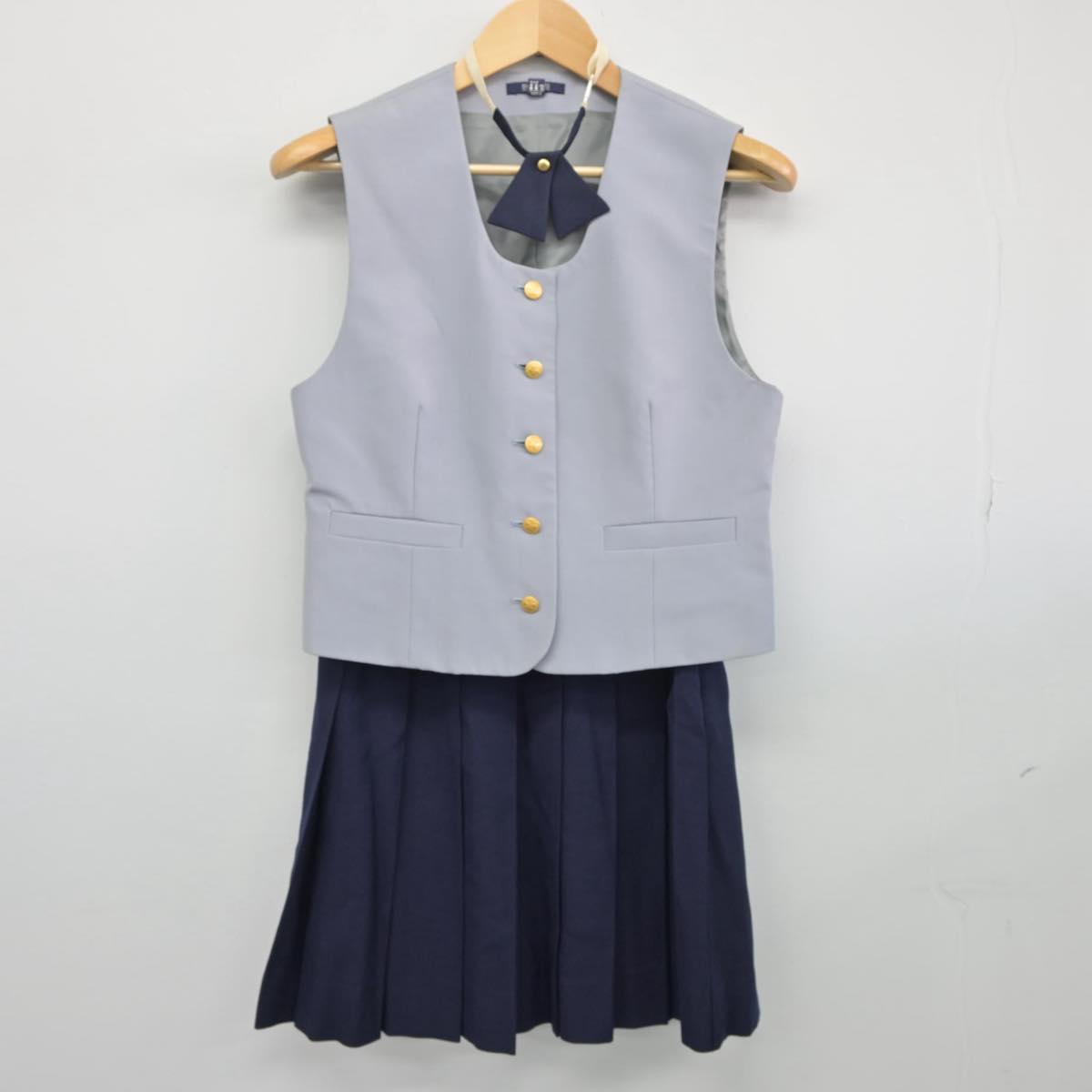 【中古】福島県 福島成蹊高等学校 女子制服 5点（ベスト・スカート・その他アイテム）sf027730