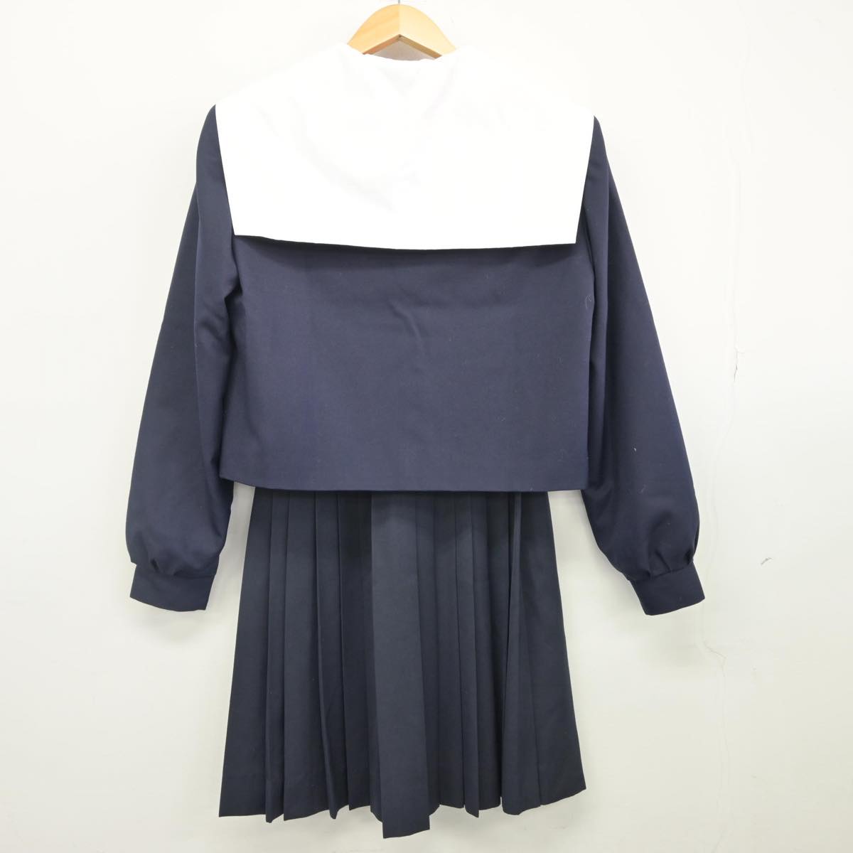 【中古】愛知県 沢上中学校 女子制服 3点（セーラー服・スカート）sf027734