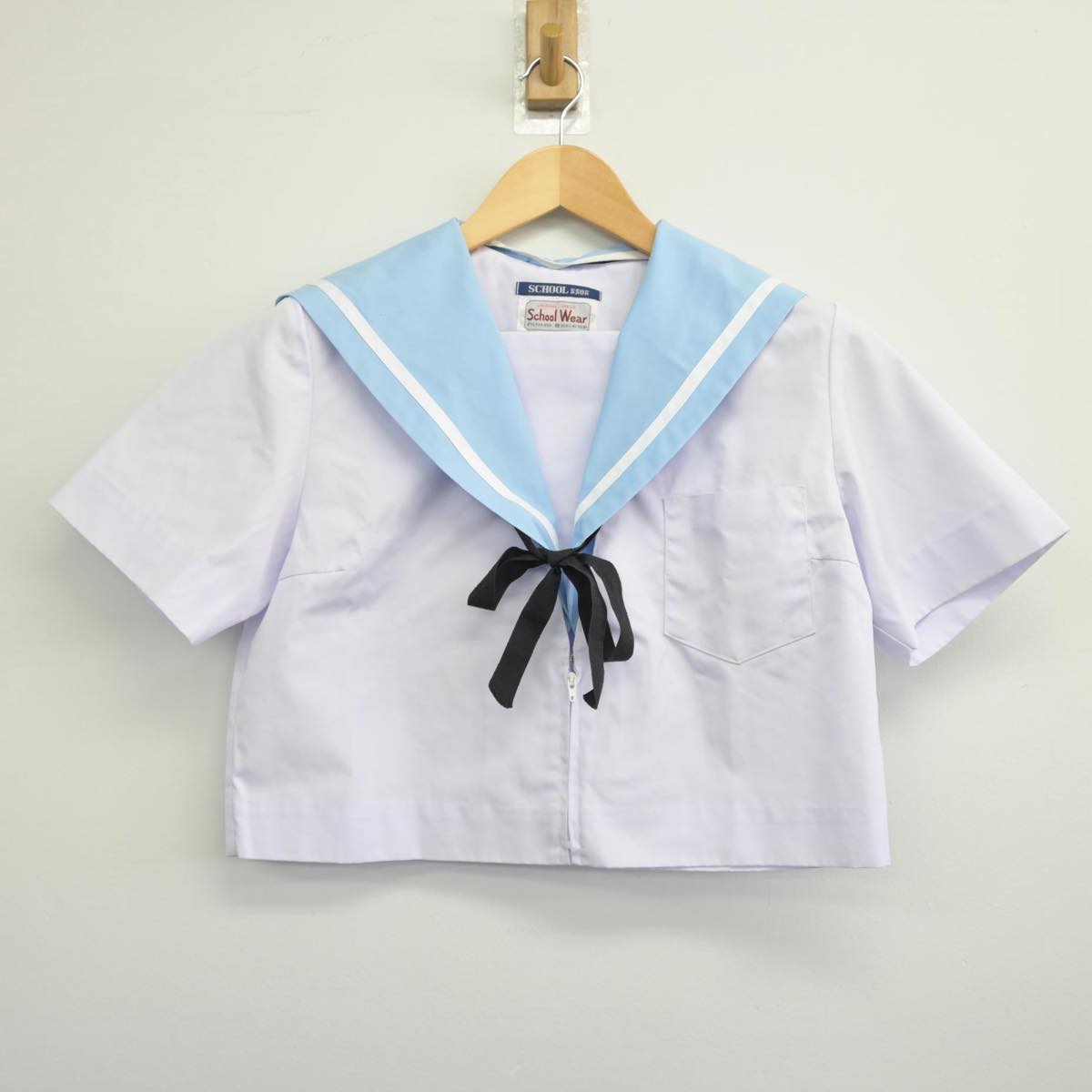 【中古】愛知県 伊勢山中学校 女子制服 3点（セーラー服・スカート）sf027744