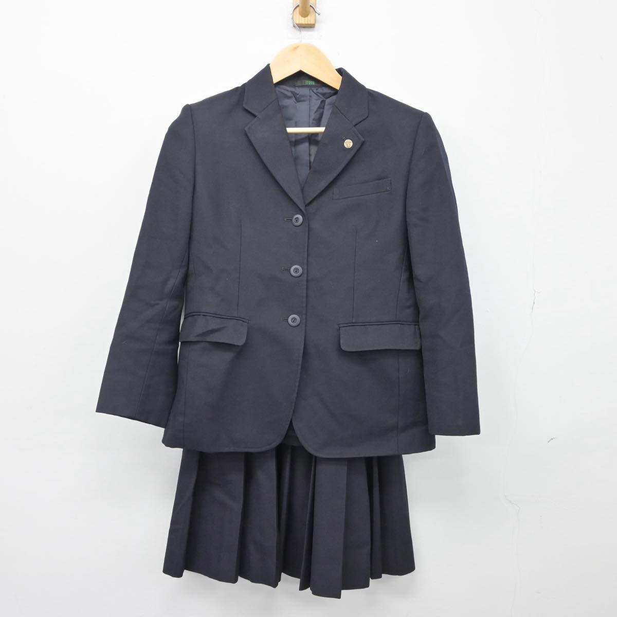 【中古】広島県 広島市商業高等学校 女子制服 3点（ブレザー・ニット・スカート）sf027751