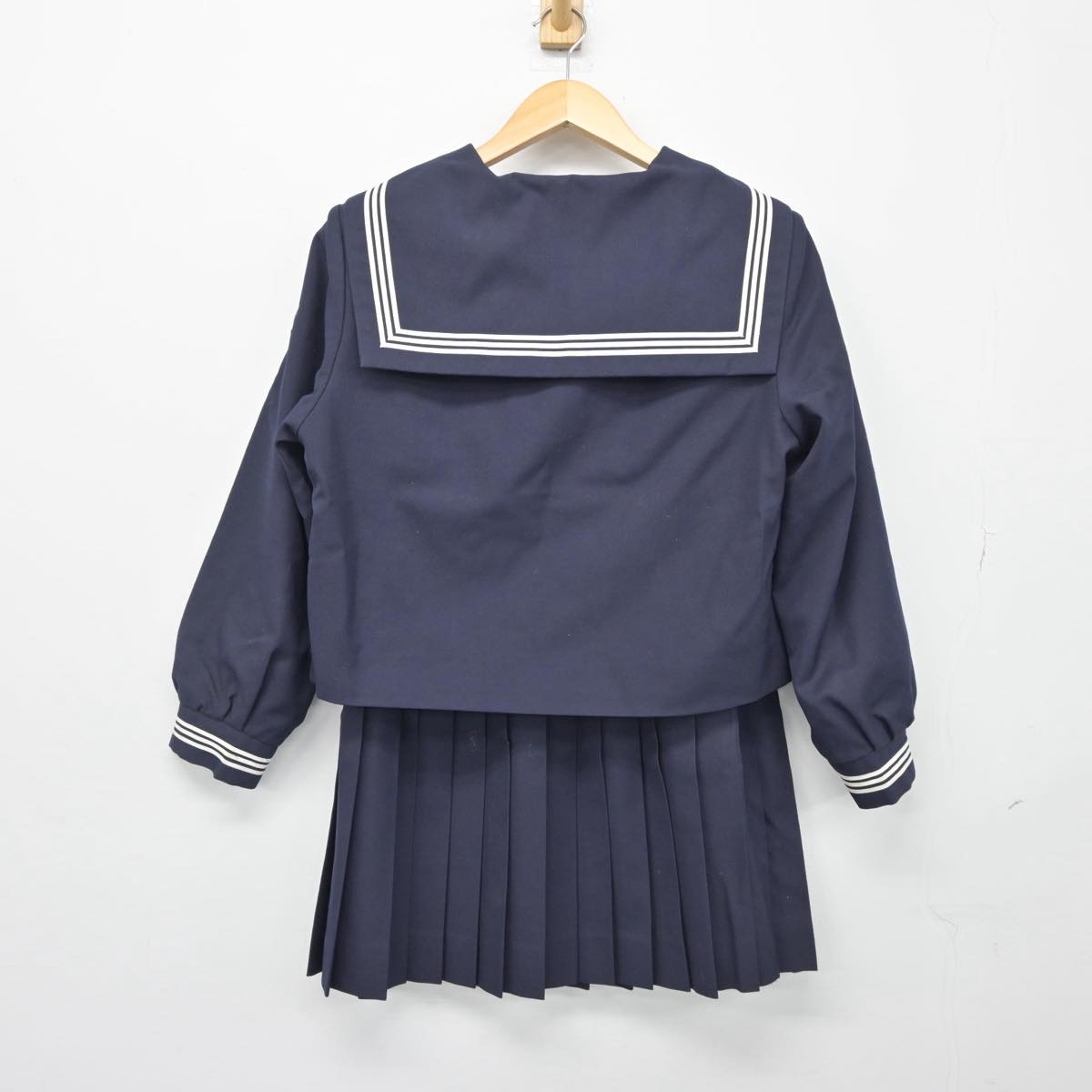 【中古】兵庫県 姫路市立東中学校 女子制服 2点（セーラー服・スカート）sf027770