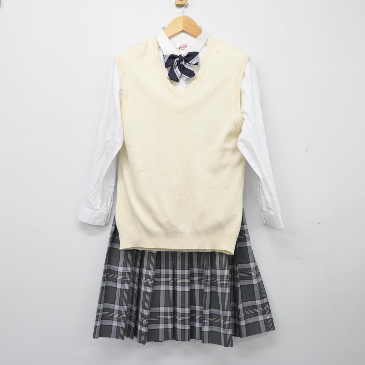 【中古】北海道 夕張中学校 女子制服 5点（ブレザー・シャツ・ニットベスト・スカート）sf027784