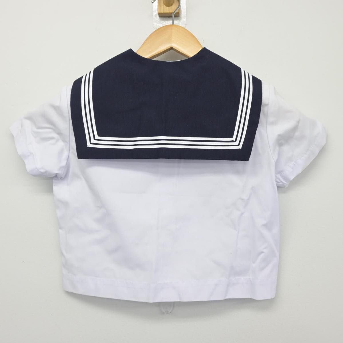 【中古】大分県 大分大学教育学部附属小学校 女子制服 3点（セーラー服・スカート）sf027792