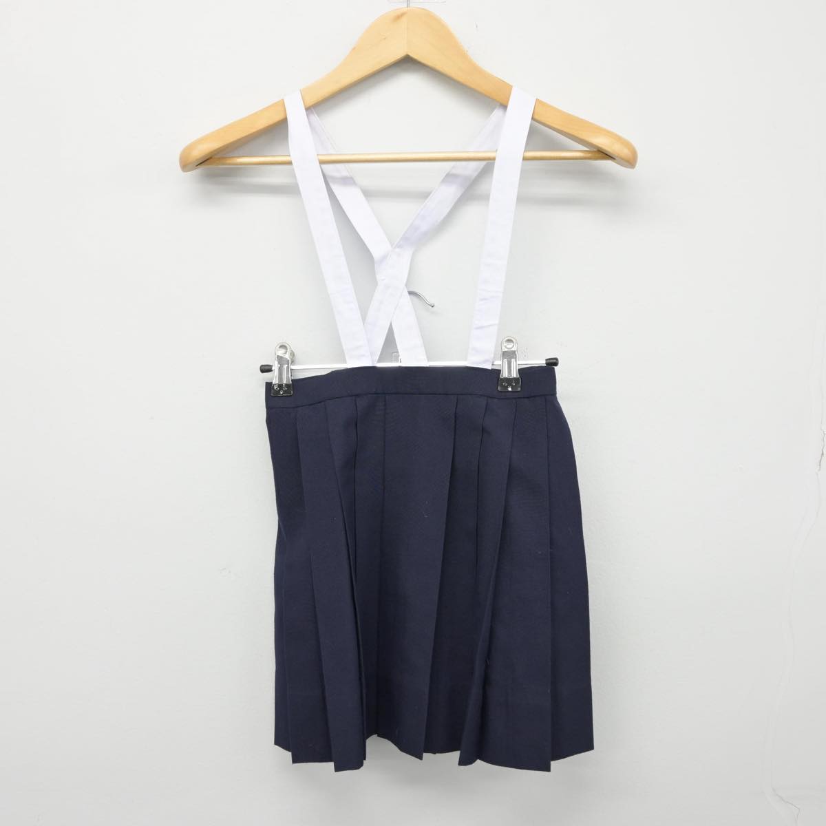 【中古】大分県 大分大学教育学部附属小学校 女子制服 4点（セーラー服・スカート）sf027794