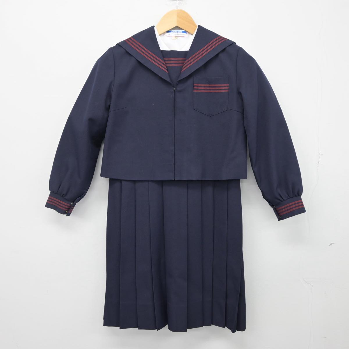 【中古】大分県 大分大学教育学部附属小学校 女子制服 3点（セーラー服・シャツ・ジャンパースカート）sf027795