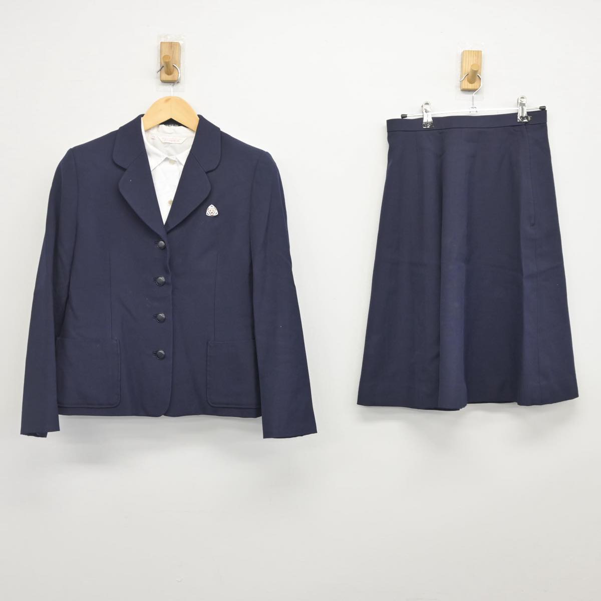 【中古】群馬県 高崎女子高等学校 女子制服 4点（ブレザー・シャツ・スカート）sf027851