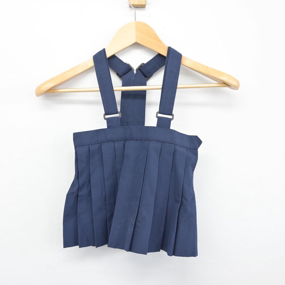 【中古】岐阜県 多治見ひまわり幼稚園 女子制服 2点（セーラー服・スカート）sf027952