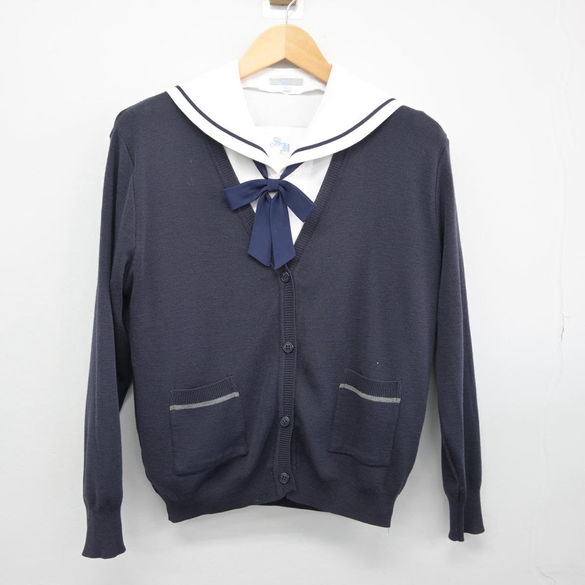 【中古】福島県 須賀川高等学校 女子制服 3点（セーラー服・ニット）sf027973