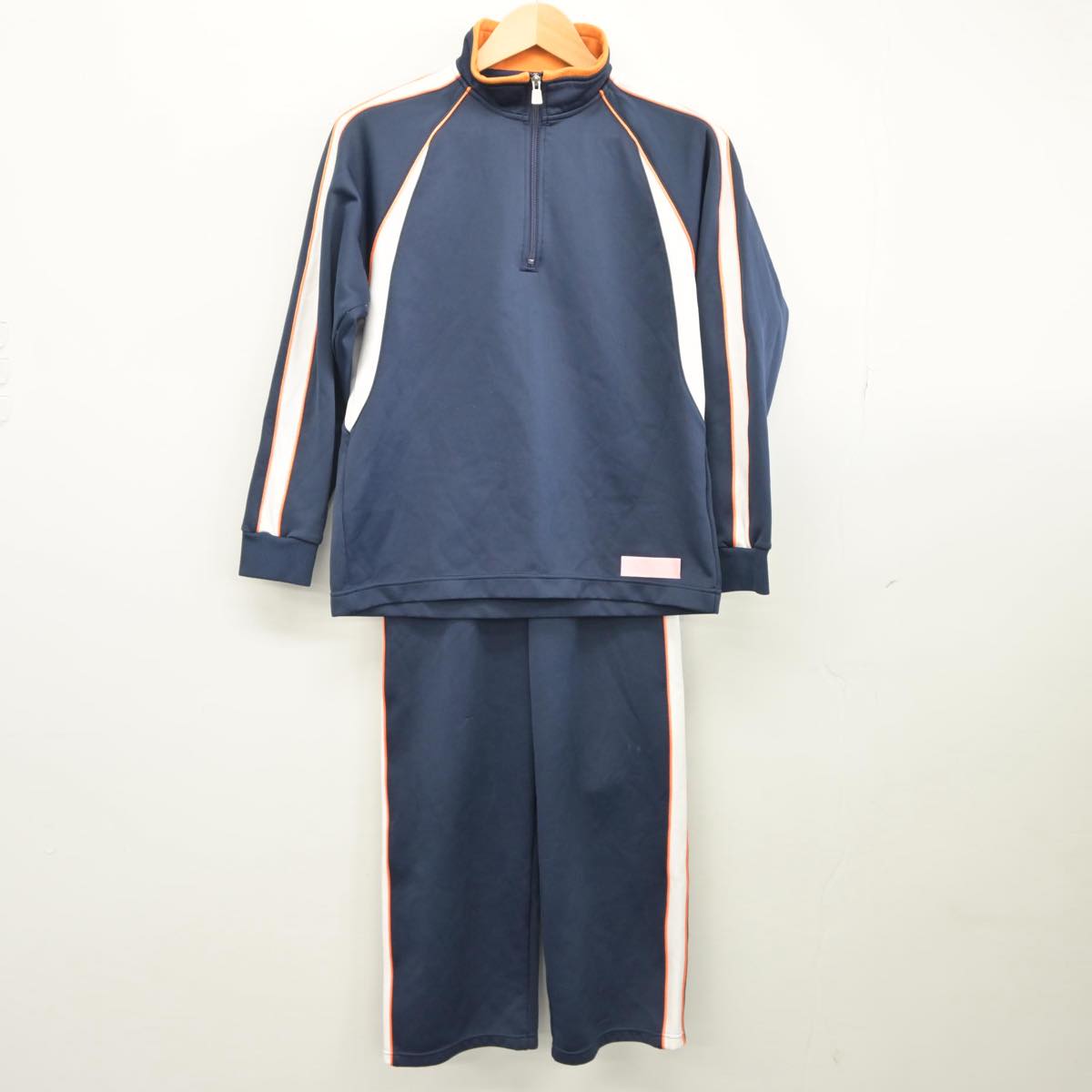 【中古】奈良県 富雄第三小中学校 女子制服 3点（ジャージ 上・ジャージ 下・体操服 下）sf027987