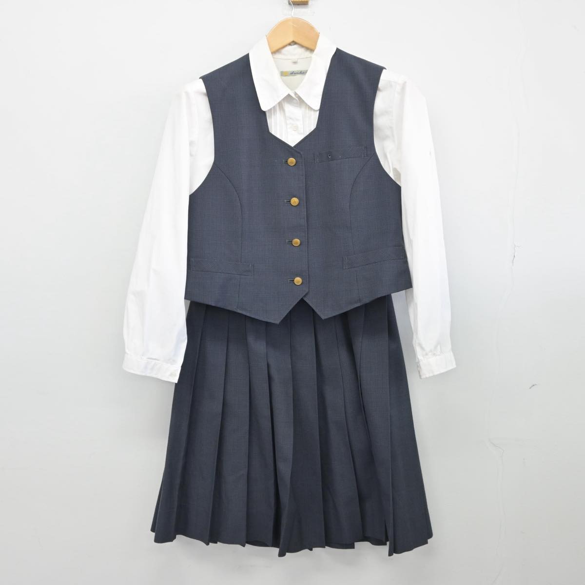 【中古】香川県 丸亀城西高等学校 女子制服 3点（シャツ・ベスト・スカート）sf028026