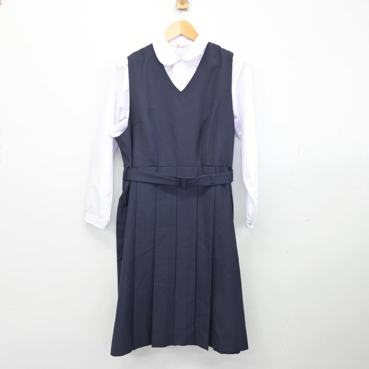 【中古】青森県 沖館中学校 女子制服 4点（セーラー服・シャツ・ジャンパースカート）sf028067