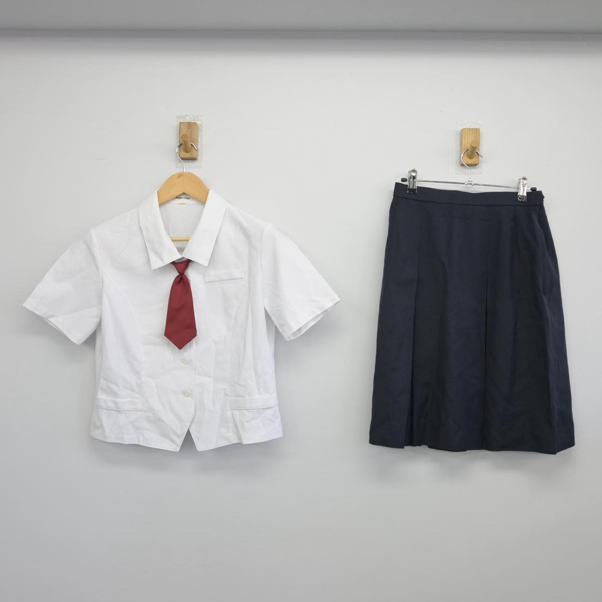 【中古】東京都 共立女子中学高等学校 女子制服 3点（シャツ・スカート）sf028081