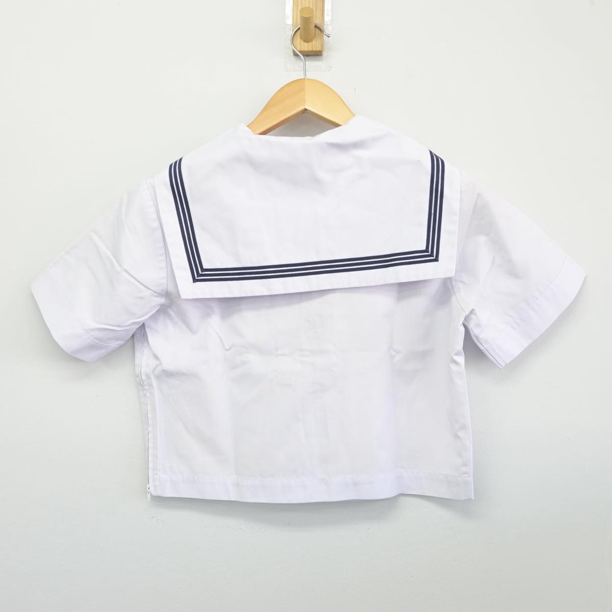 【中古】兵庫県 稲美町立稲美中学校 女子制服 2点（セーラー服・スカート）sf028097