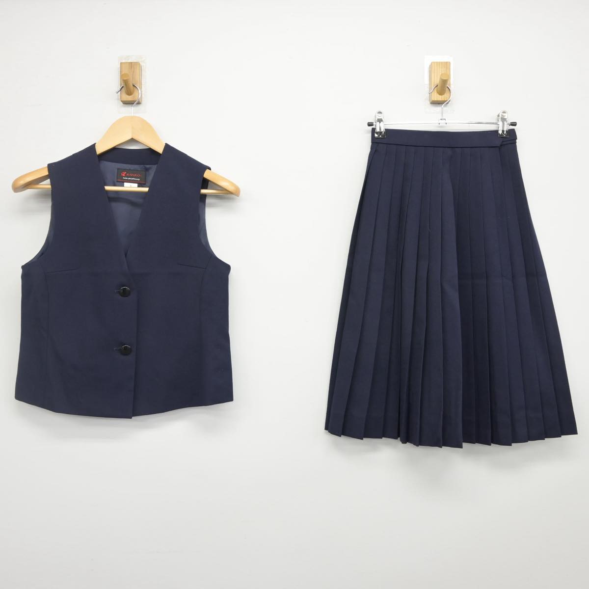 【中古】兵庫県 龍野高等学校 女子制服 2点（ベスト・スカート）sf028124