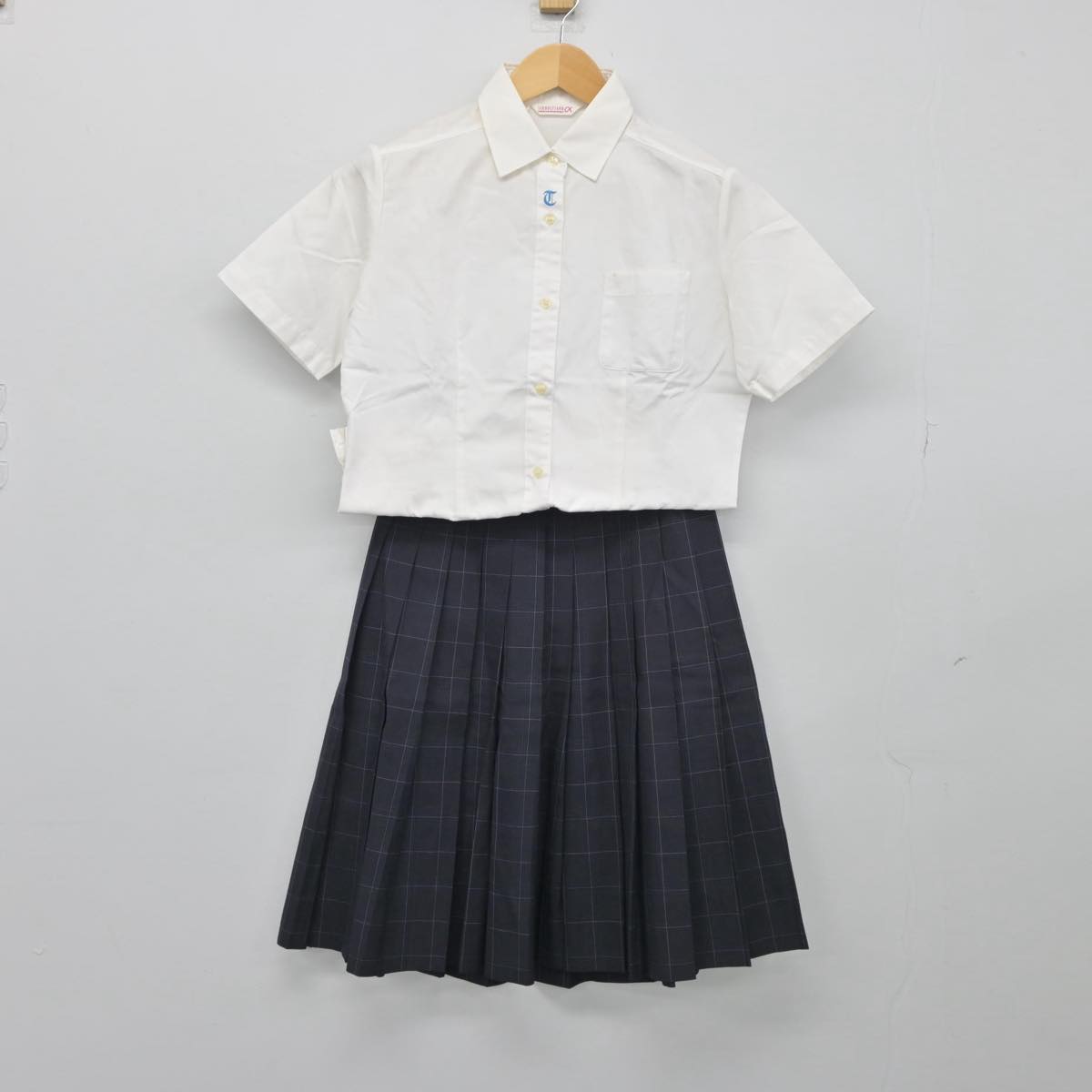 【中古】大阪府 高石高等学校 女子制服 3点（シャツ・スカート・スカート）sf028151