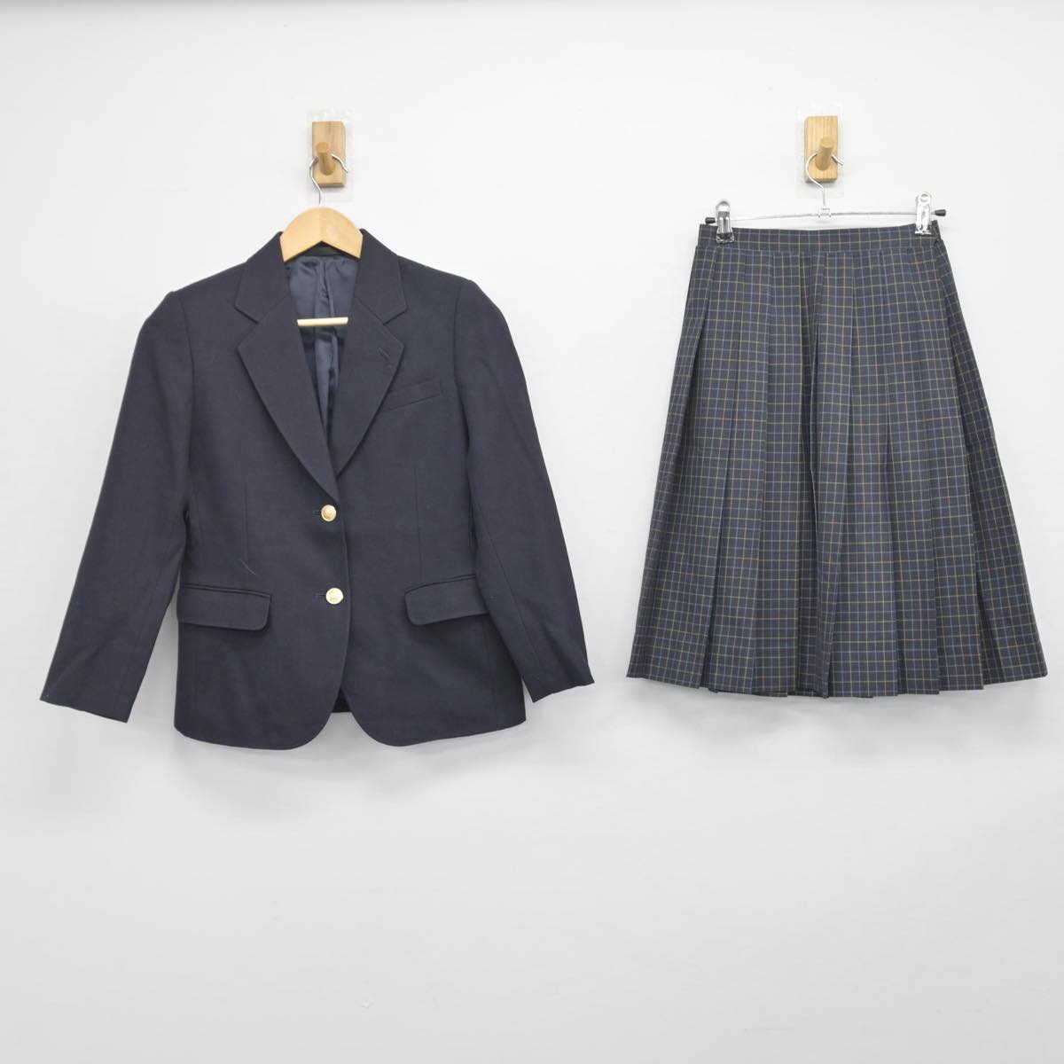 【中古】千葉県 大椎中学校 女子制服 2点（ブレザー・スカート）sf028177