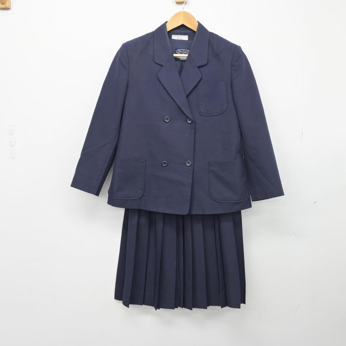 【中古】愛媛県 三津浜中学校 女子制服 3点（ブレザー・ベスト・スカート）sf028179